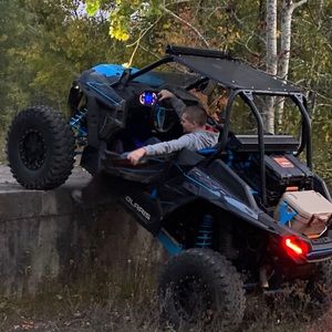 Meet your Posher, Aaron